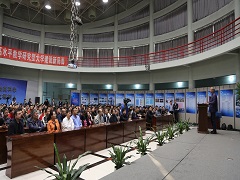 2018年11月董事長喬悟義在東北電力大學授課